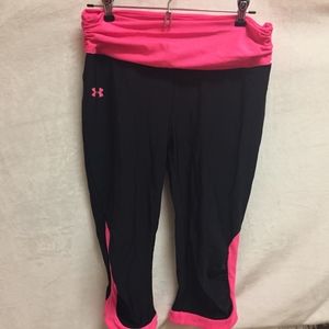 Under Armour | Cropped Legging | Size: Large